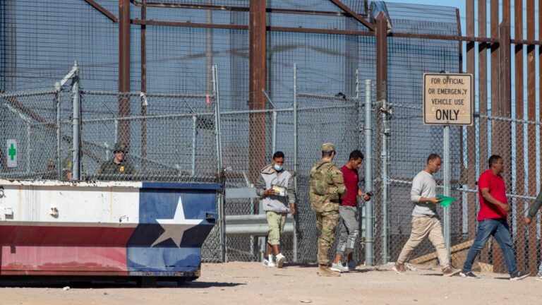 Cientos de soldados estadounidenses finalizan misión en la frontera entre Estados Unidos y México