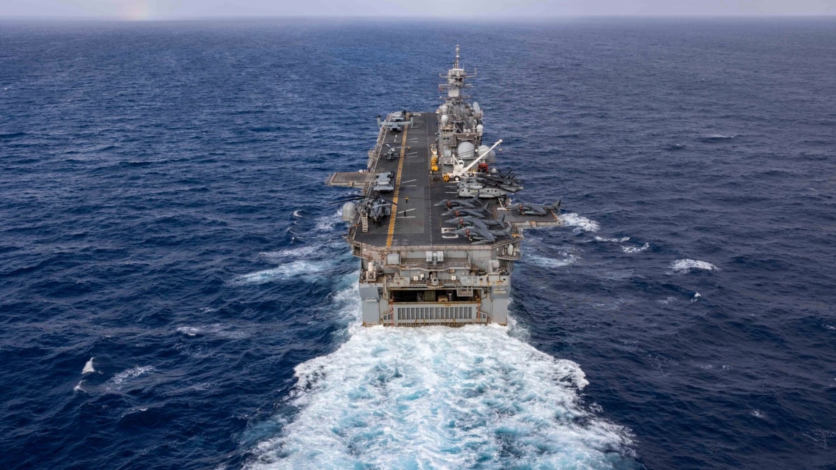 EE. UU. puede armar barcos comerciales en el Estrecho de Ormuz para evitar incautaciones iraníes