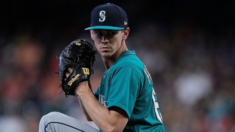 El novato de los Marineros RHP Emerson Hancock (hombro) deja la línea de salida