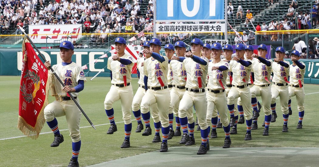 El torneo de béisbol de la escuela secundaria de Japón es el sonido del verano
