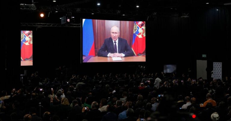 En la cumbre de los BRICS, Putin intenta conseguir apoyo