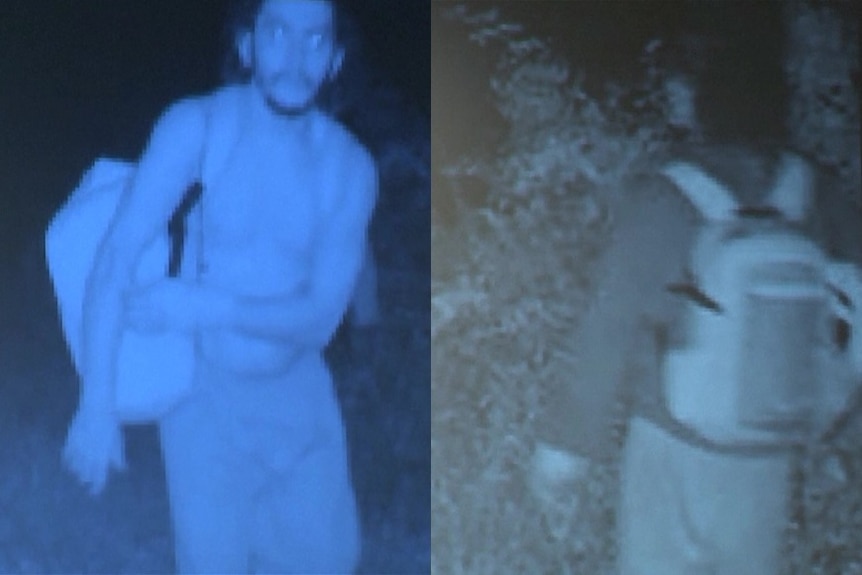 Dos fotografías tomadas de noche.  A la izquierda, una fotografía azul de un hombre cargando un bolso.  A la derecha, foto mochila en tonos grises en la parte trasera