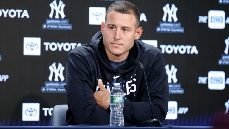 Anthony Rizzo de los Yankees cerró con síndrome posconmoción cerebral