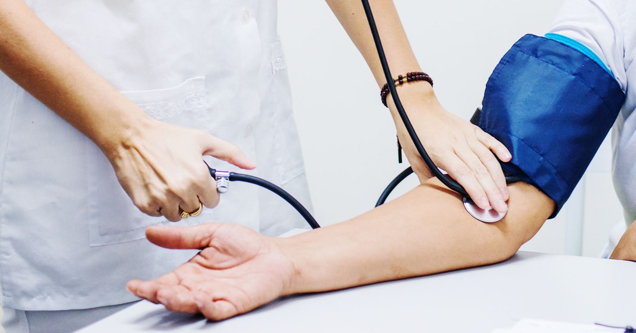 La presión arterial alta es la principal causa de muerte en el mundo.  Ahora hay un plan para afrontarlo.