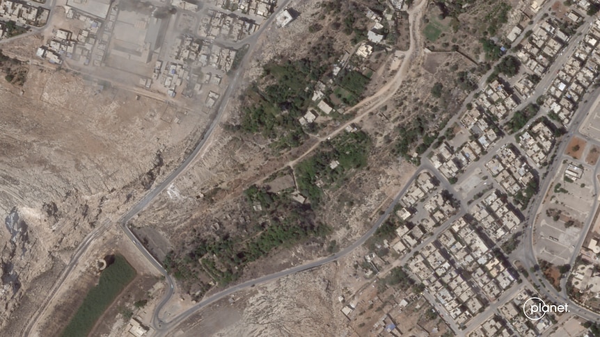 Las imágenes de satélite muestran la presa inferior de Wadi Derna antes