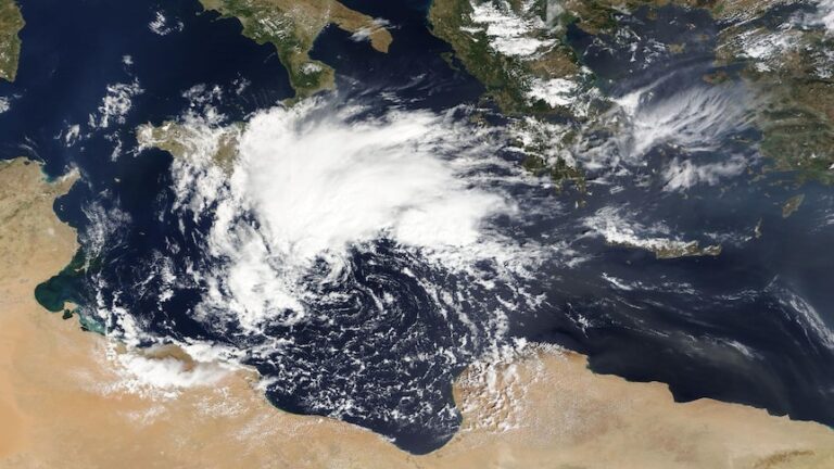 Conoce a Daniel, la mortal tormenta híbrida 'pesadilla' que devastó el Mediterráneo