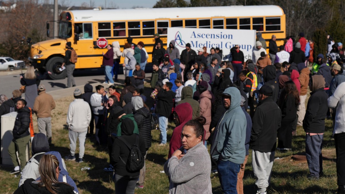 Adolescente mata a estudiante en tiroteo en escuela de Nashville, dice la policía estadounidense | Noticias sobre violencia armada