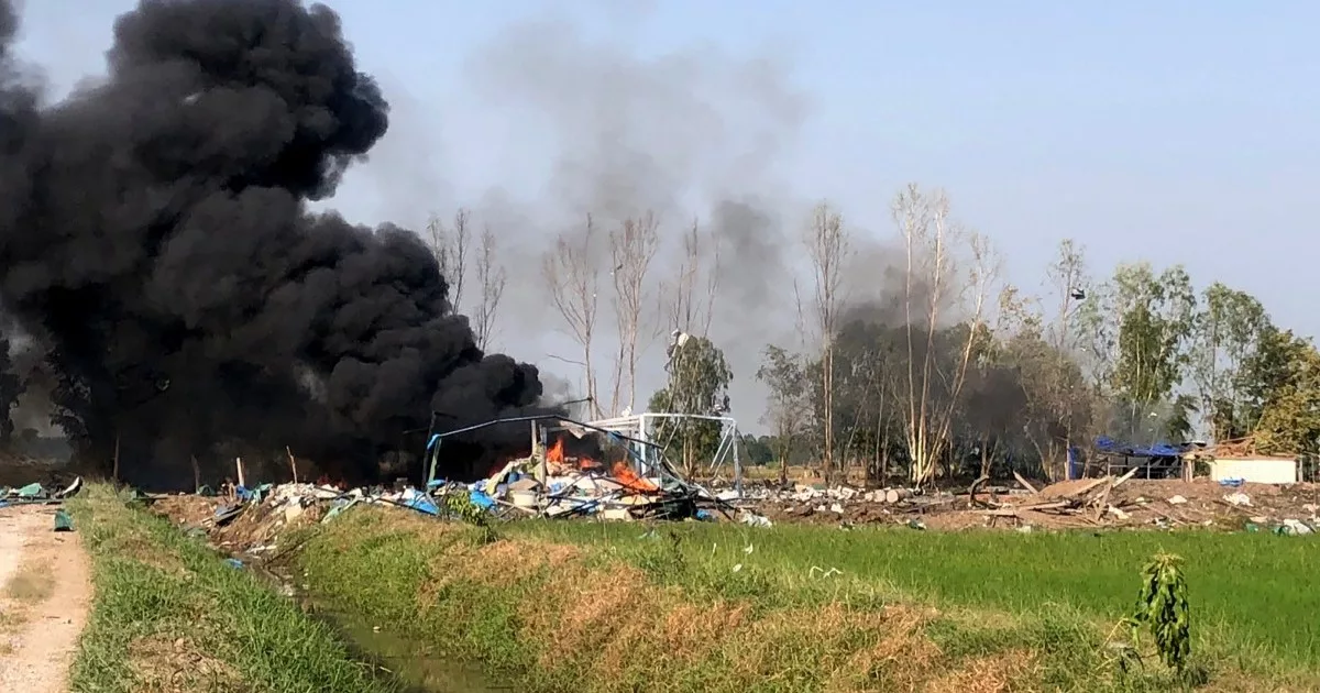 Al menos 17 personas muertas en una explosión en una fábrica de fuegos artificiales en Tailandia |  Noticias