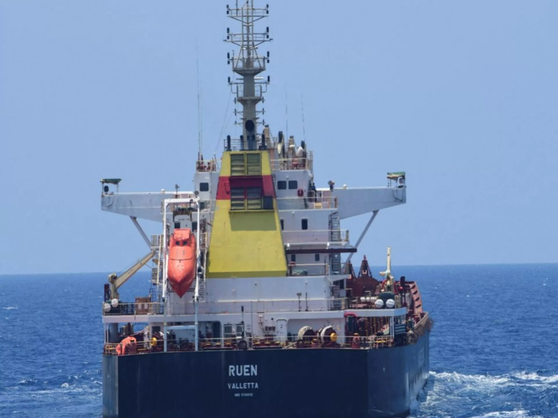 Armada india captura barco pirata somalí y rescata a 17 tripulantes |  Noticias de envío