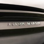Aston Martin se enfrenta a la presión de Fitch