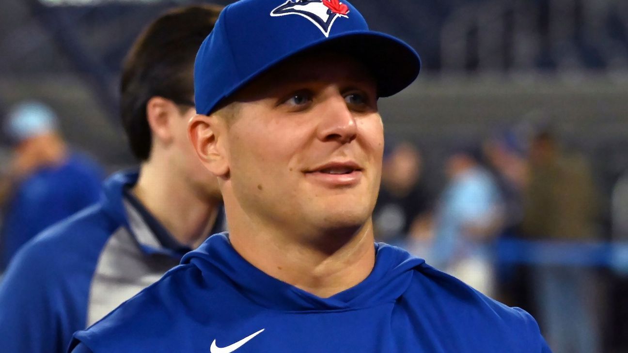 Blue Jays CF Warsho sostiene una captura de mano en la temporada de debut