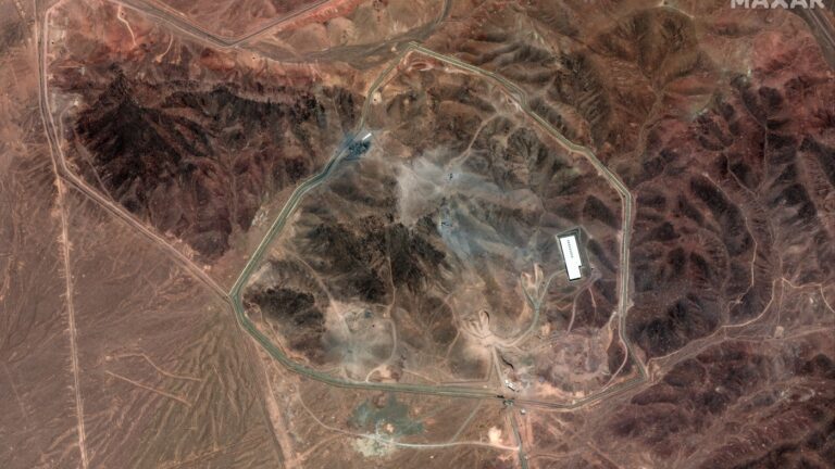 Borrado? ¿Dañado? ¿Inoperable? Lo que se sabe sobre las instalaciones nucleares de Irán: NPR
