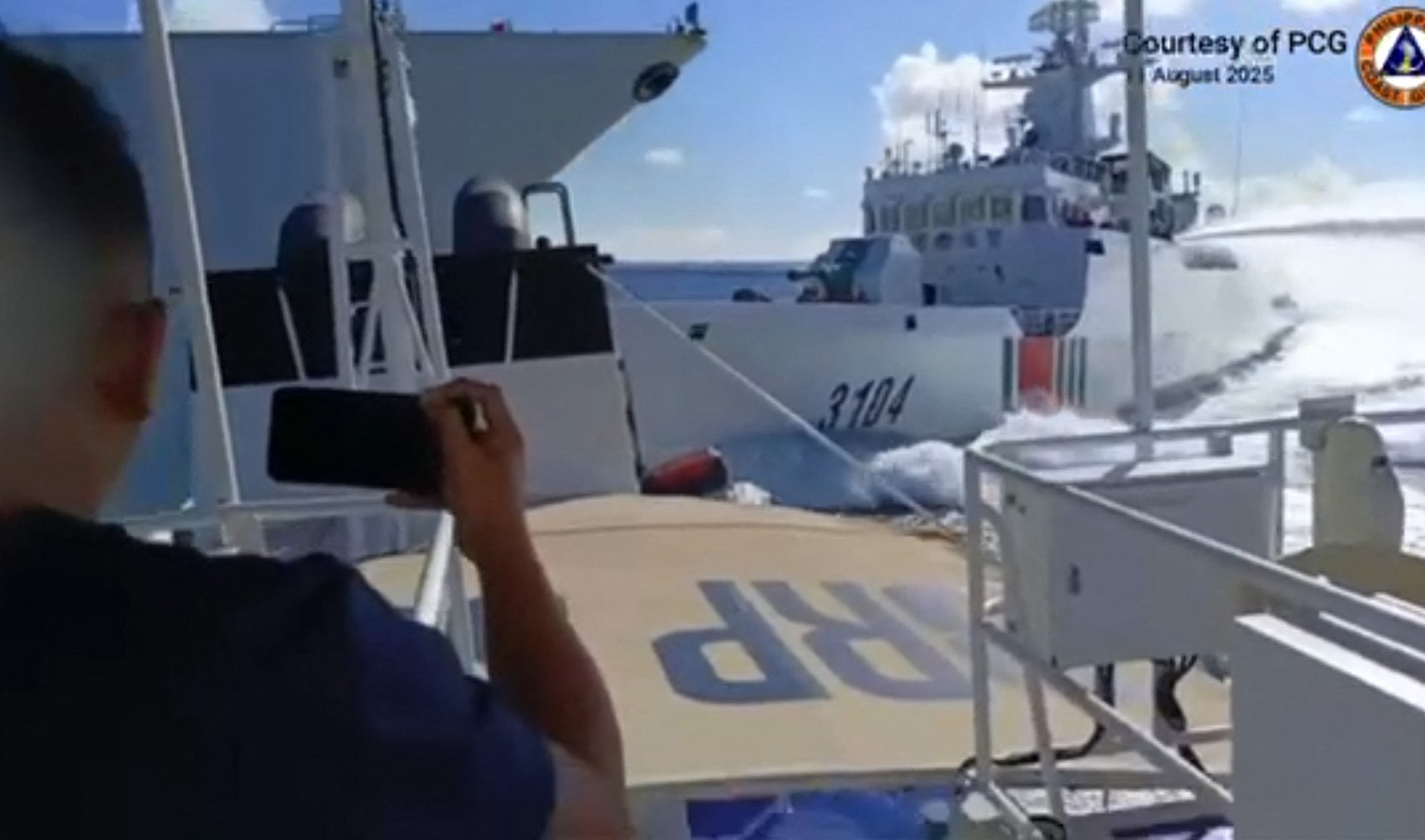China dice que expulsa los barcos filipinos cerca de Scarborough Shoal | Noticias del mar del sur de China