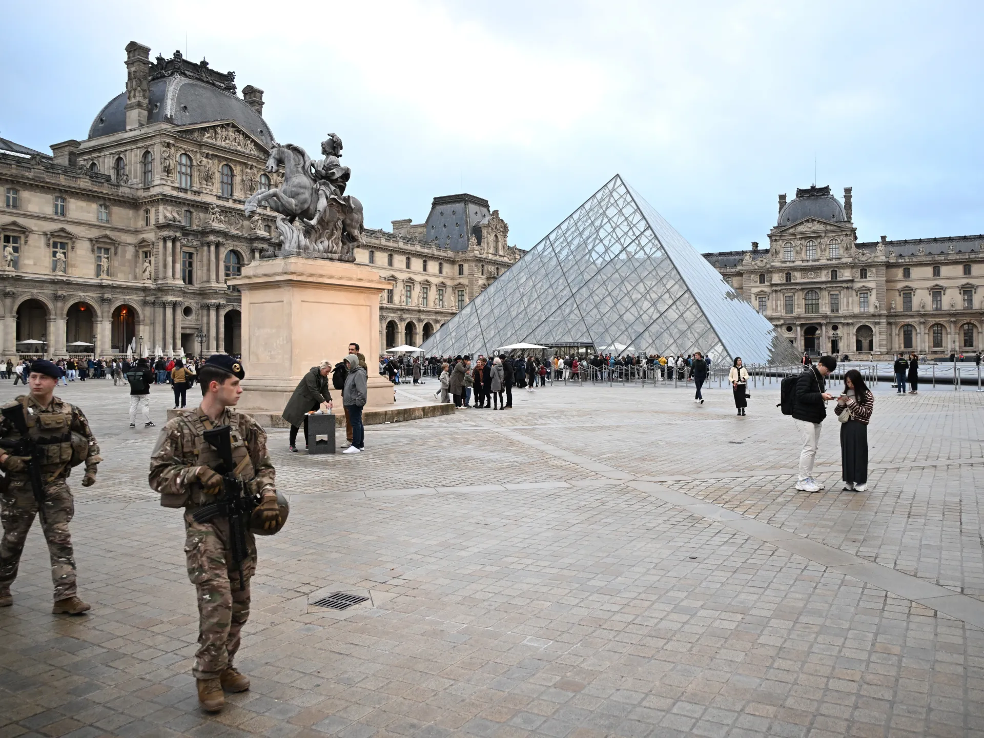 Several suspects in Louvre jewellery heist case arrested by French police | Crime News