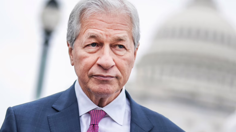 El CEO de Chase, Jamie Dimon, dice que los mercados son muy complacientes