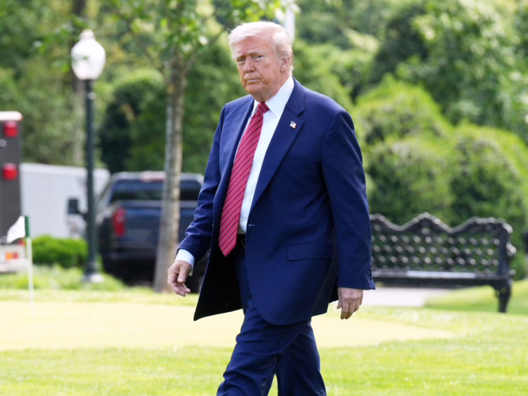 El Tribunal Federal de Apelaciones restaura temporalmente las tarifas de Trump | Noticias comerciales internacionales