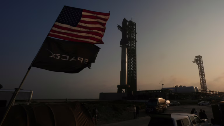 El cohete Starship de Elon Musk intentará lanzarse de nuevo esta noche: NPR