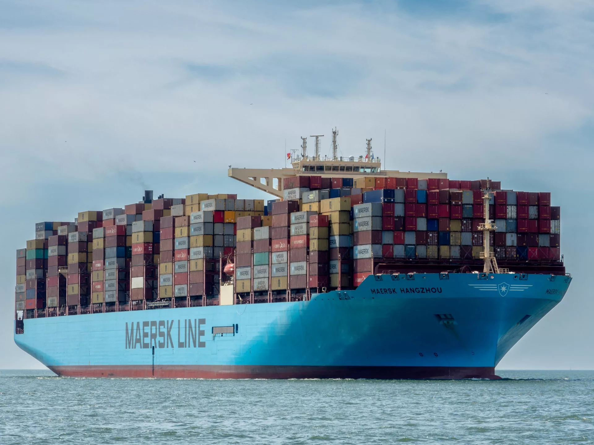 El gigante naviero Maersk evitará las rutas del Mar Rojo en un "futuro previsible" |  Guerra de Israel en Gaza Noticias