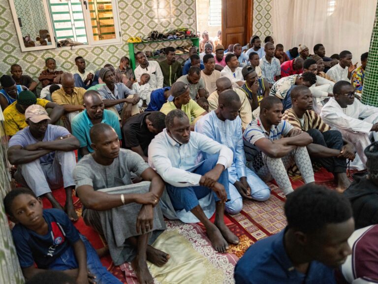 El objetivo de las escuelas de Senegal para los esposos de cambiar los roles de género | Noticias de FGM