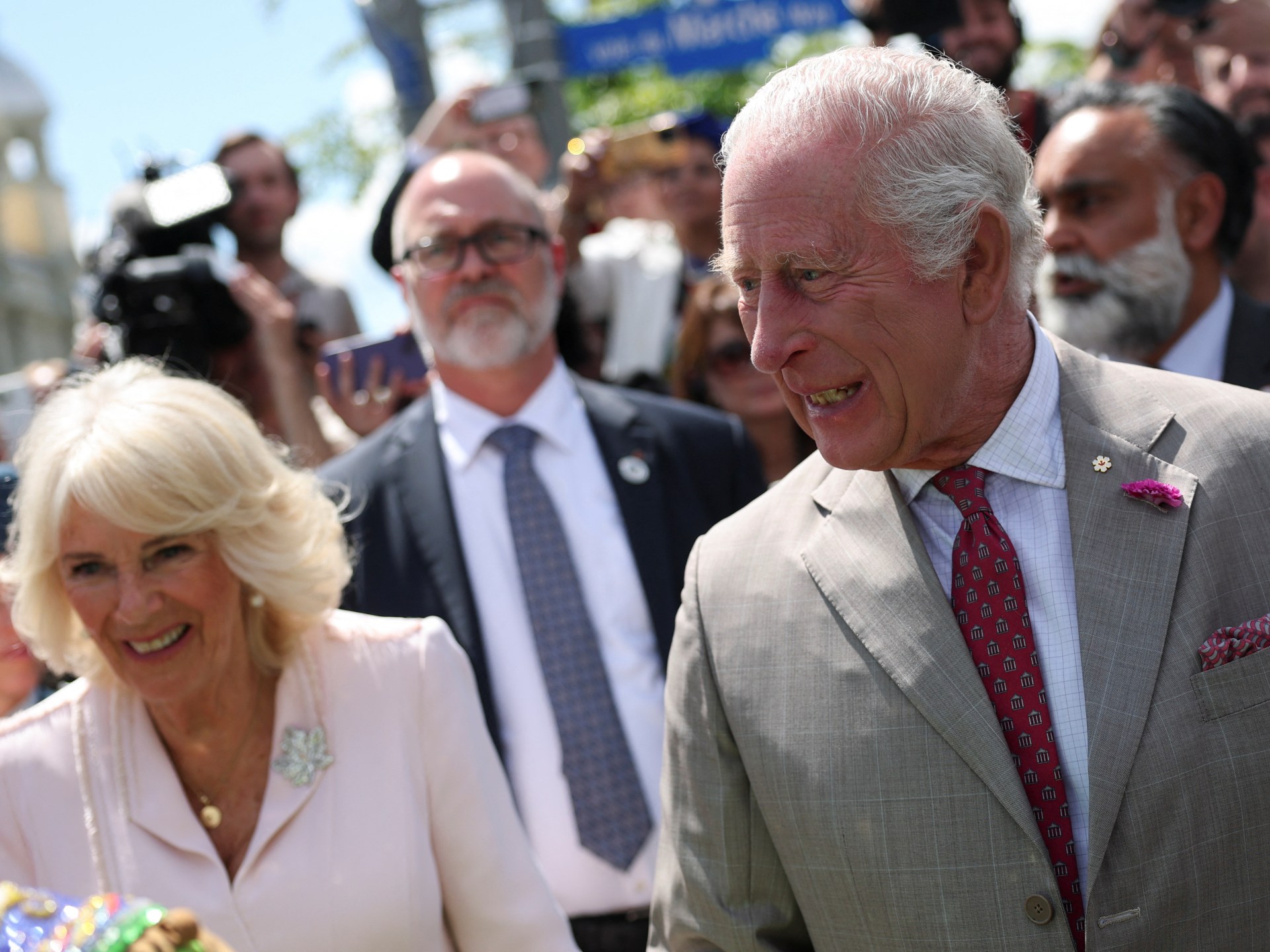 El rey Carlos III llega a Canadá en medio de tensión con Trump | Noticias de política