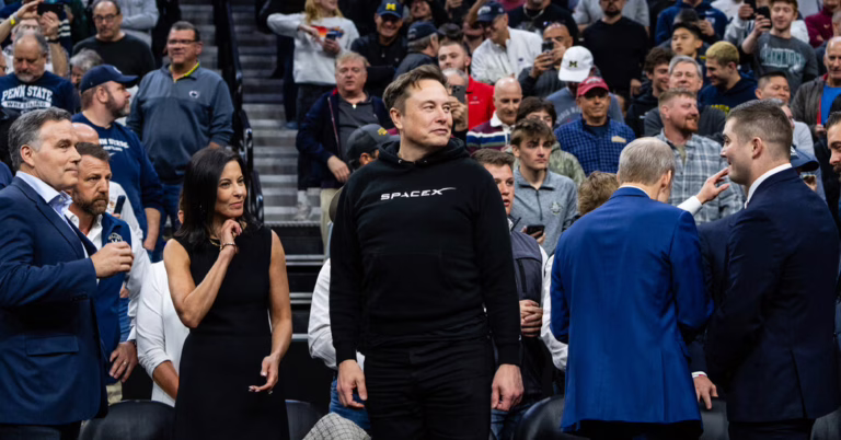 Elon Musk dice que vendió X a su inicio de IA
