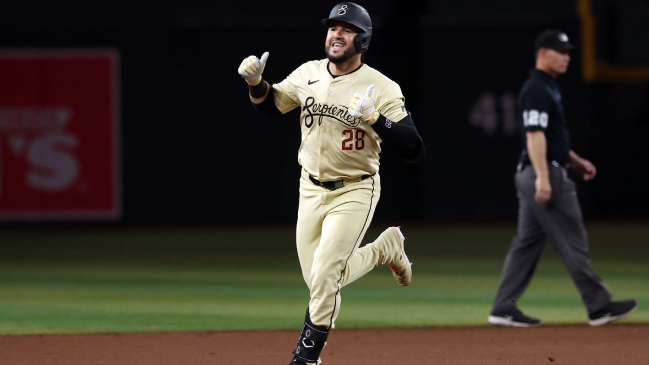 Eugenio Suárez de los Diamondbacks conecta 3 jonrones en la victoria 17-0 contra los Nacionales