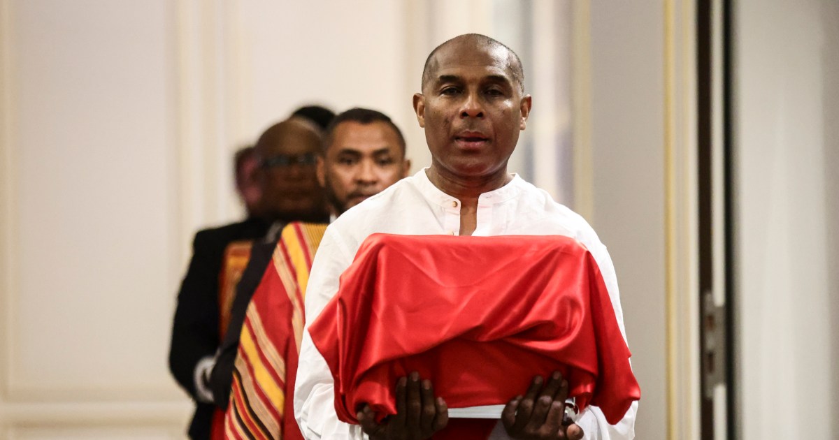 Francia devuelve los cráneos humanos a Madagascar, 128 años después de la masacre francesa | Noticias de historia