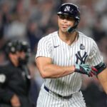 Giancarlo Stanton con la esperanza de regresar a los Yankees a finales de mes