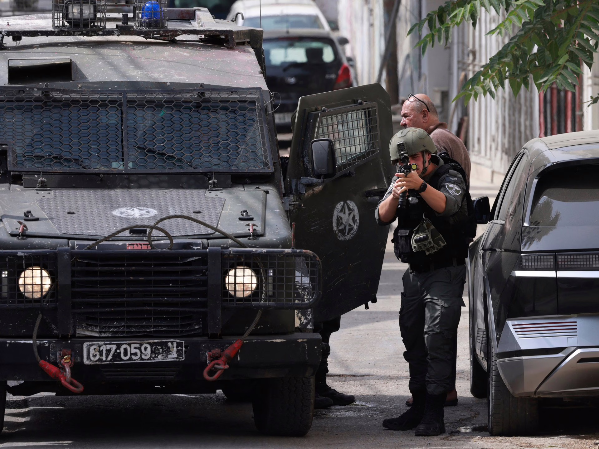 Hombre palestino asesinado en Cisjordania por soldados israelíes de respaldo de colonos | Noticias de conflicto de Israel-Palestina