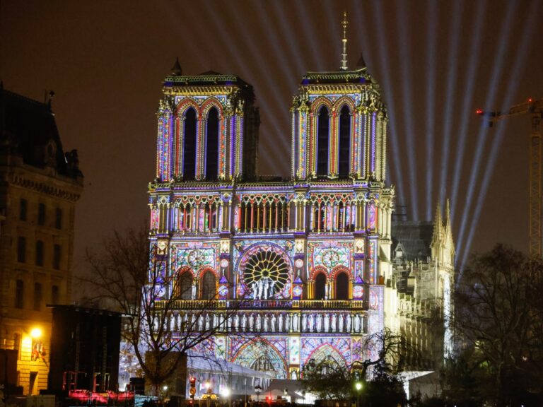 La catedral de Notre-Dame reabre cinco años después del devastador incendio | Noticias de arte y cultura.