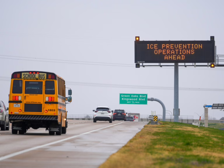 La corte estadounidense bloquea la ley de Texas que requiere diez mandamientos en las aulas escolares | Noticias educativas