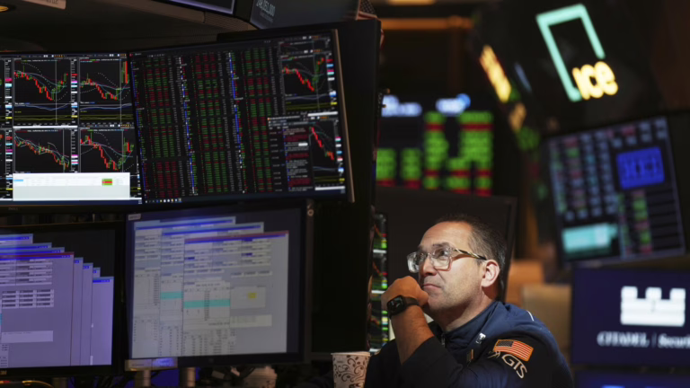 La euforia de Wall Street nos envía acciones a las ganancias históricas después de que Trump se detenga en la mayoría de sus tarifas