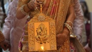 La lujosa boda Ambani de la India, explicada: NPR