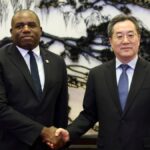 Lammy del Reino Unido visita China para restablecer "pragmáticamente" las tensas relaciones | Política Noticias