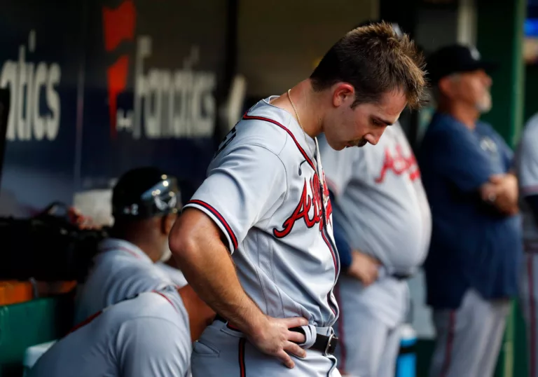 Los expertos de la MLB están “muy preocupados” por el aumento de las lesiones en el brazo entre los lanzadores abridores jóvenes