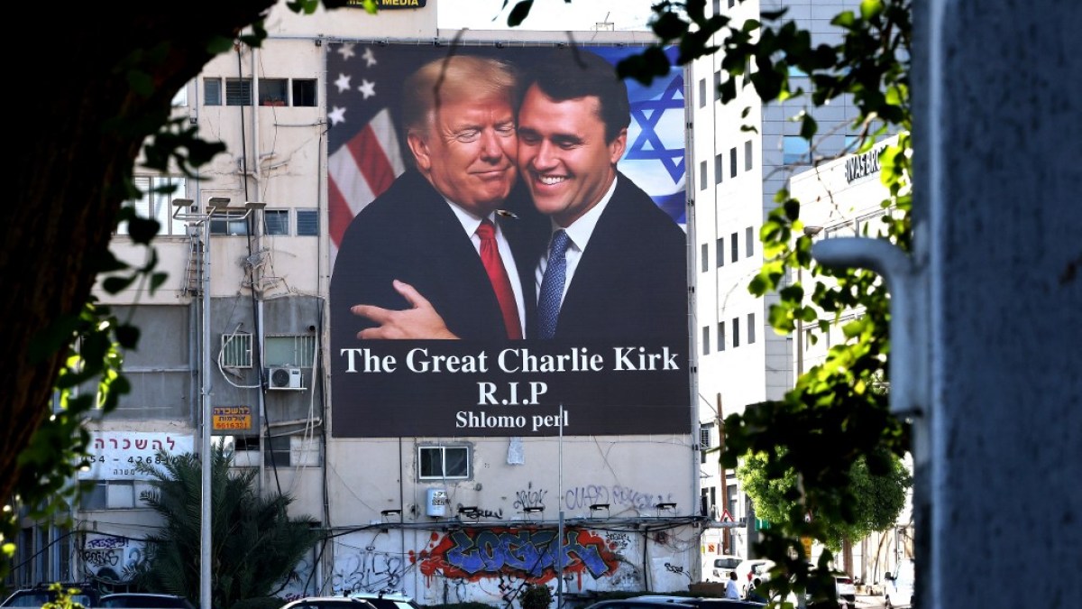 Los grupos de extrema derecha son críticos en línea doxxing después de la muerte de Charlie Kirk | Libertad de noticias de la prensa