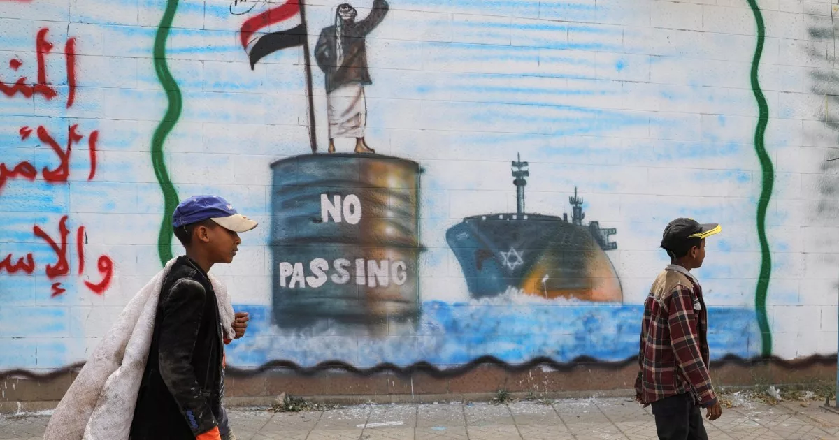 Los hutíes ordenan "prohibición" de barcos vinculados a Israel, EE.UU. y el Reino Unido en el Mar Rojo |  Noticias hutíes