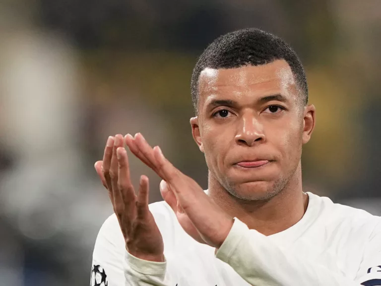 Mbappé del PSG indeciso sobre el futuro del club ante la expiración de su contrato |  Noticias de futbol