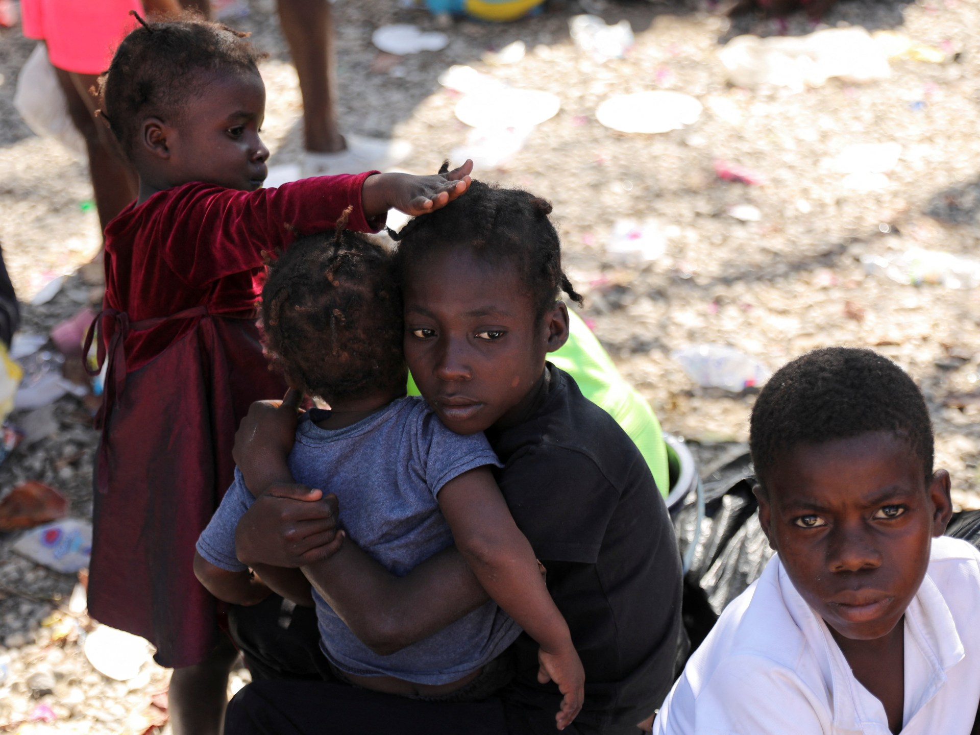 Pandillas haitianas están reclutando niños soldados, dice grupo de derechos humanos | Noticias sobre Grupos Armados