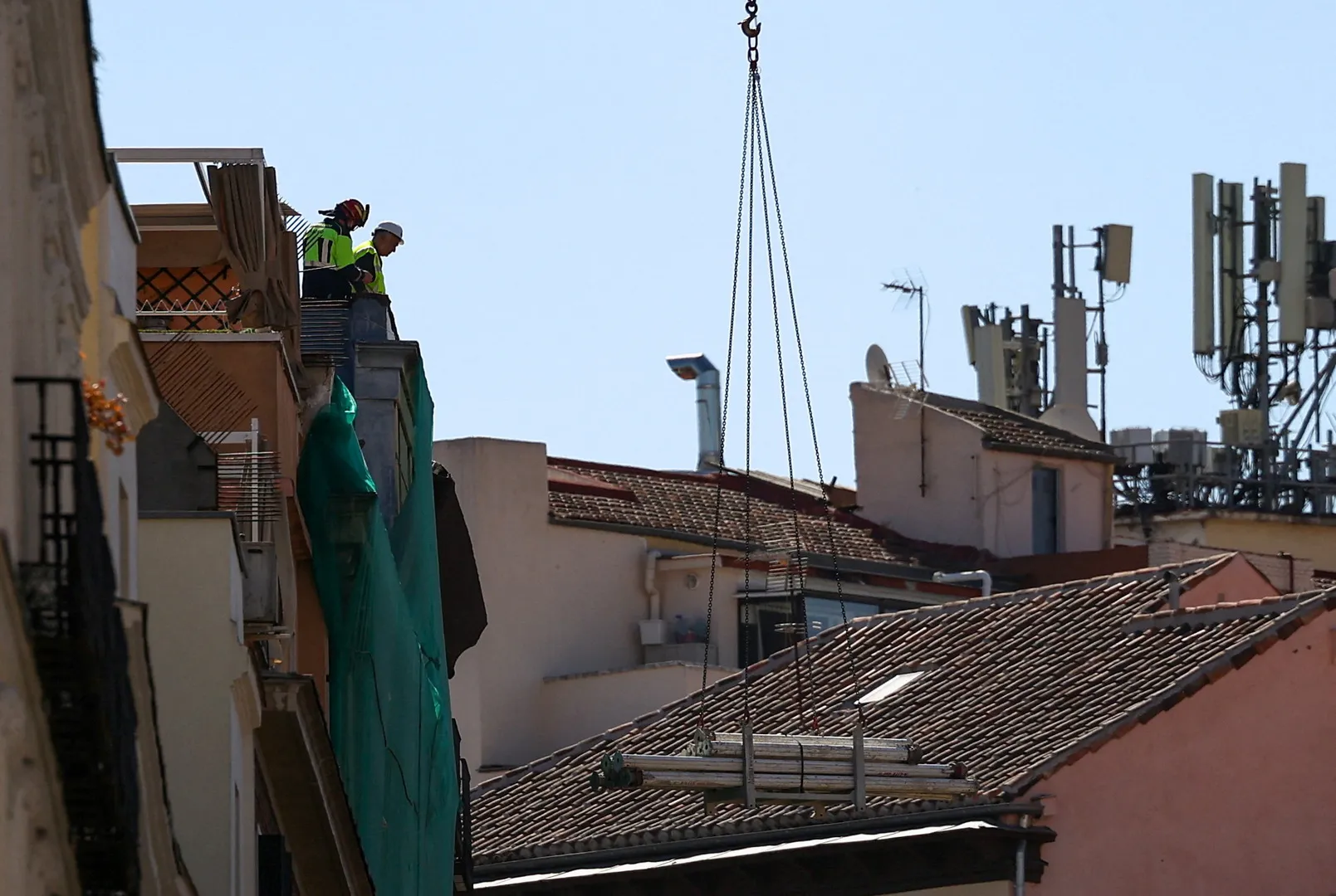 Deadly building collapse kills 4 in Madrid | Infrastructure