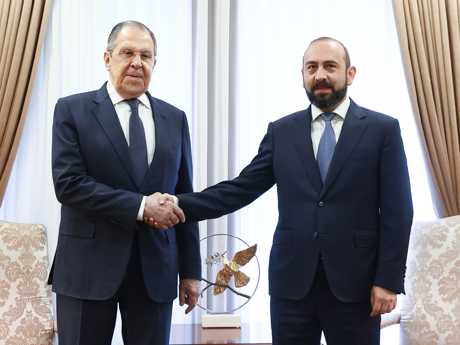 Rusia culpa a la Guerra de Ucrania, Europa por posponer el suministro de armas para combinar Armenia | Noticias de la guerra rusa-Ucrania