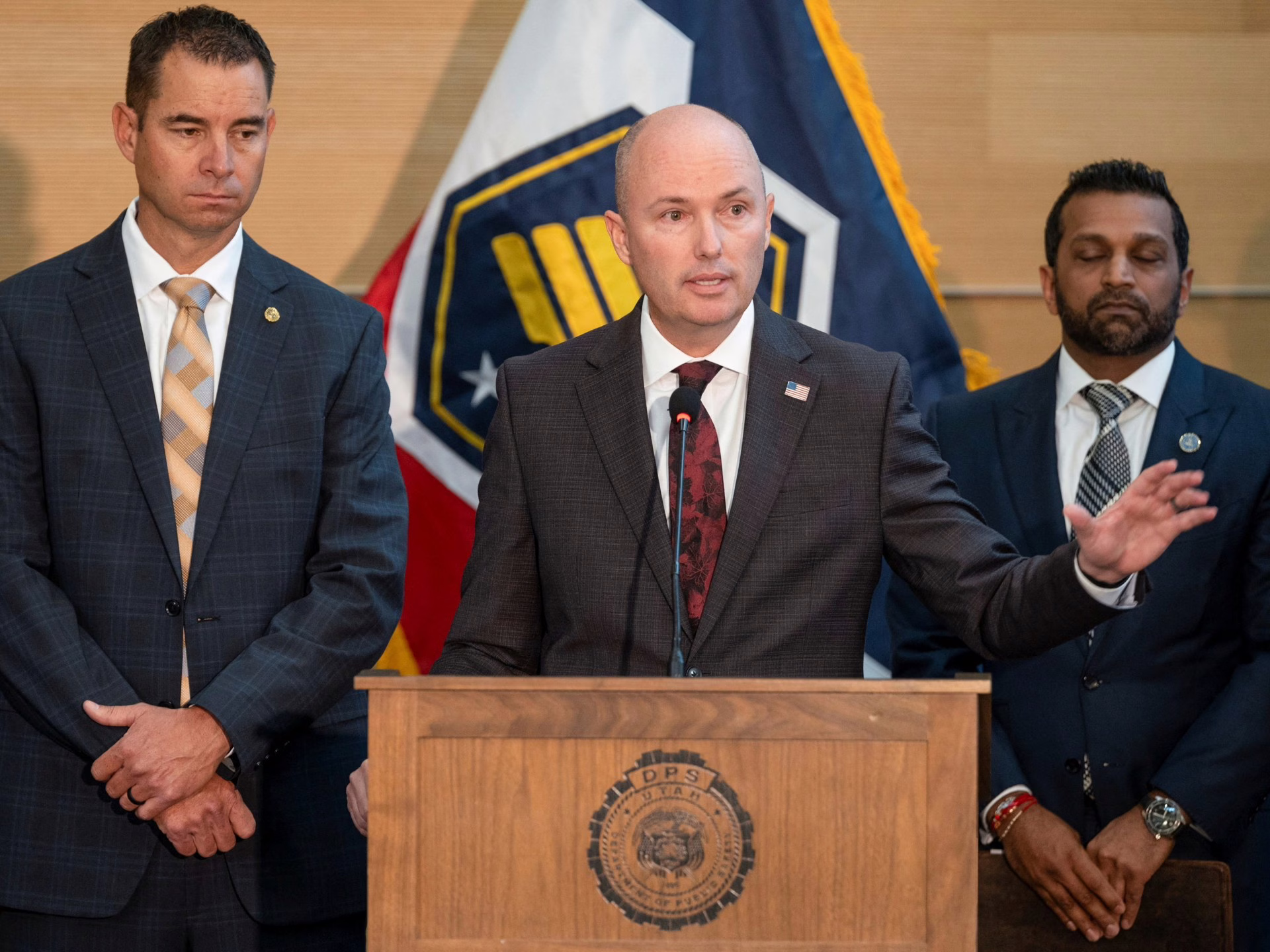 Sospechoso en Charlie Kirk disparando bajo custodia, designado como Tyler Robinson | Noticias de Donald Trump