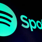 Spotify pagó $ 100 millones a podcasters como Creator Wars Warm