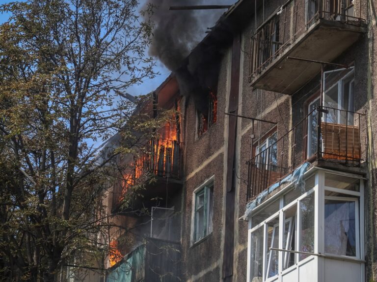 Ucrania dice que ha llegado a la refinería de petróleo rusa en intercambios de drones; Las principales conversaciones aparecen | Noticias de la guerra rusa-Ucrania