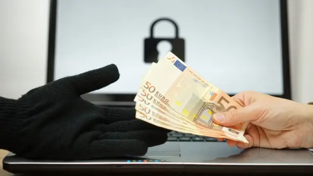 revelado como una empresa india orquesto un gigantesco hackeo global de lideres y celebridades mundodaily