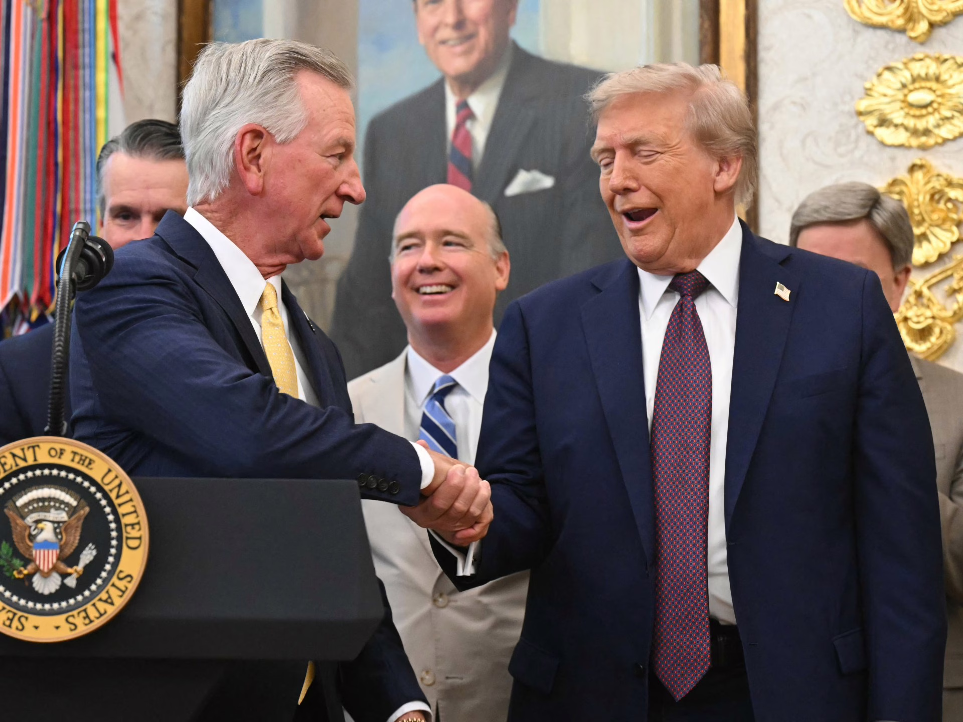 ¿Qué hay detrás del plan de Donald Trump para trasladar el comando espacial estadounidense a Alabama? | Noticias de Donald Trump